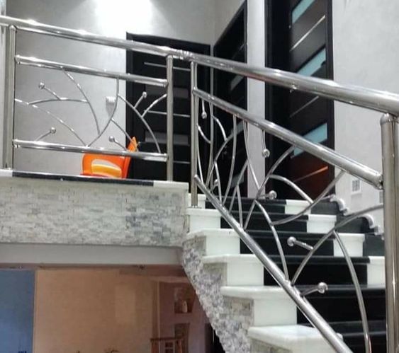 Railing Tangga Stainless