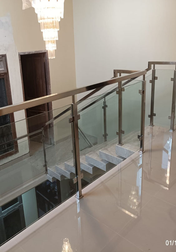 pagar balkon tempered rangka stainless sus 304
